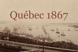 Photo ancienne, en tients beige, avec le titre Québec 1967 : vu du haut d'une légère falaise où il y a une terrasse pour piétons, de nombreux bateaux à voile sur la fleuve, le port est bondé, arbres verts autour.