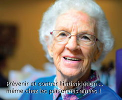 Photo d'une femme aux cheveux blancs frissés, lunettes, souriante. Au bas, le titre de la conférence.