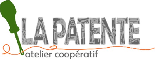 Logo : dessin d'une tournevis vert. La Patente, en lettres majuscules grises, dans lesquelles on discerne des rouages, outils, etc. « atelier coopératif »